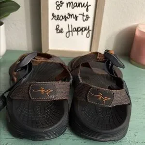 Black and Brown Chaco Sandals SZ M9 Box1 Chaco | Shoes | Black And Brown Chaco Sandals Sz M9 Box  main image 2